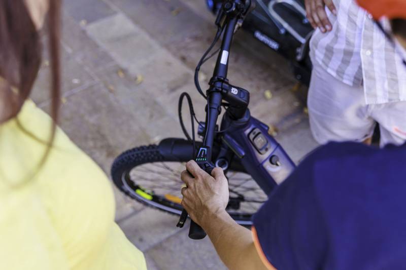 Essayez un vélo ou une trottinette électrique avant la rentrée!